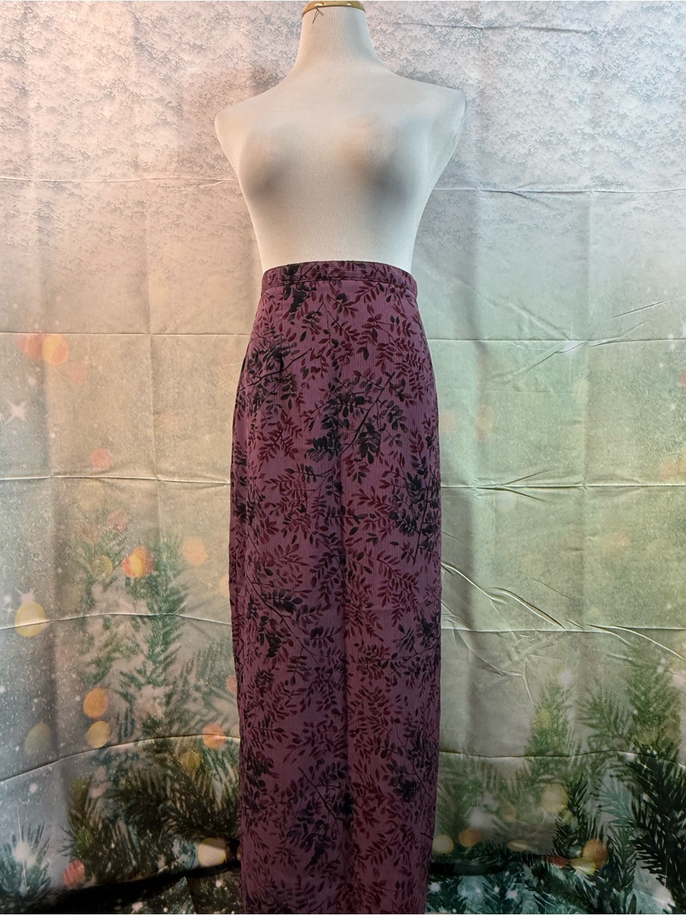 245-Kathie Lee Collection Plum Floral A-Line Maxi Skirt with Black Leaf Print